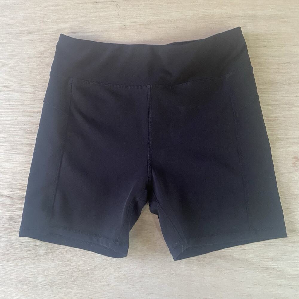 Ebb & Flow Women’s Legging Shorts in Black Size Small